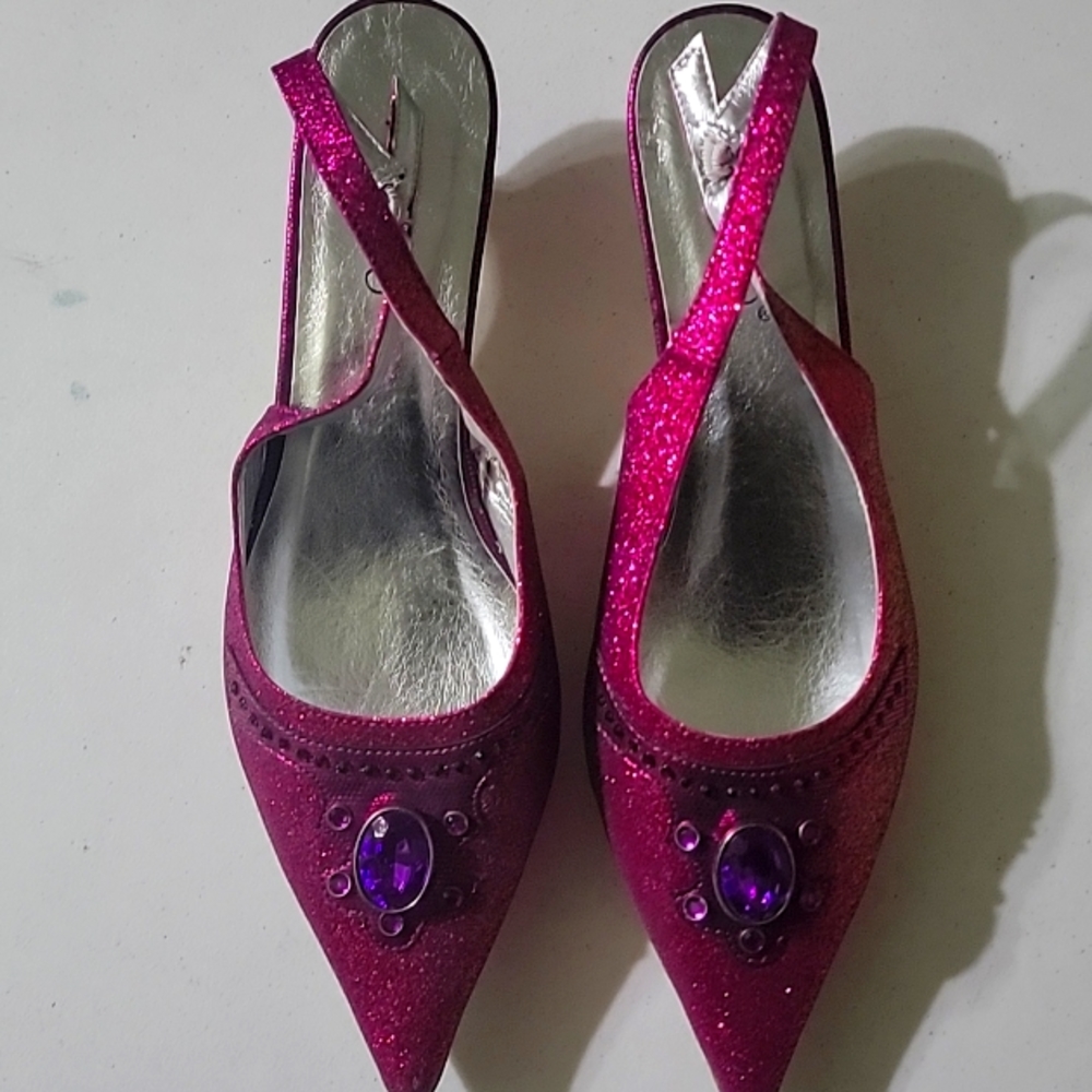 Women's dress shoes